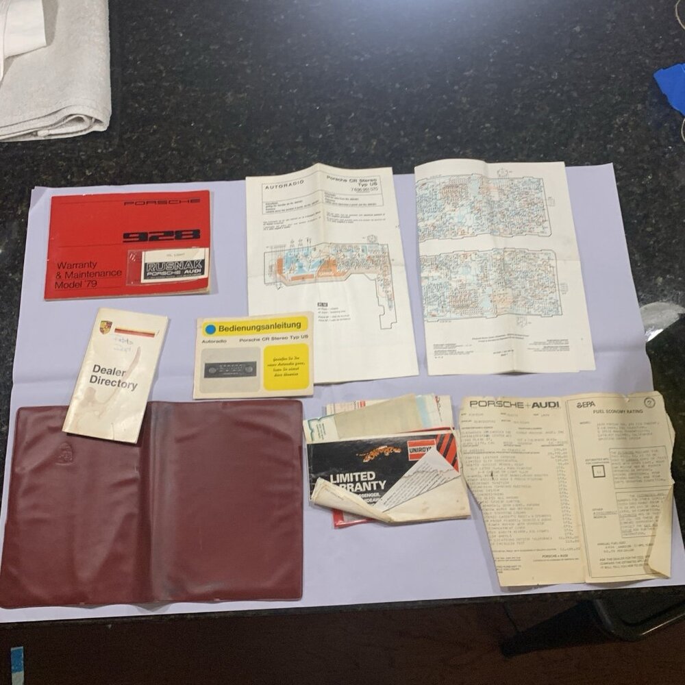 1979 Porsche 928 Warranty Maintenance Manual Blaupunkt Skematics Dealer Sticker - Picture 14 of 16